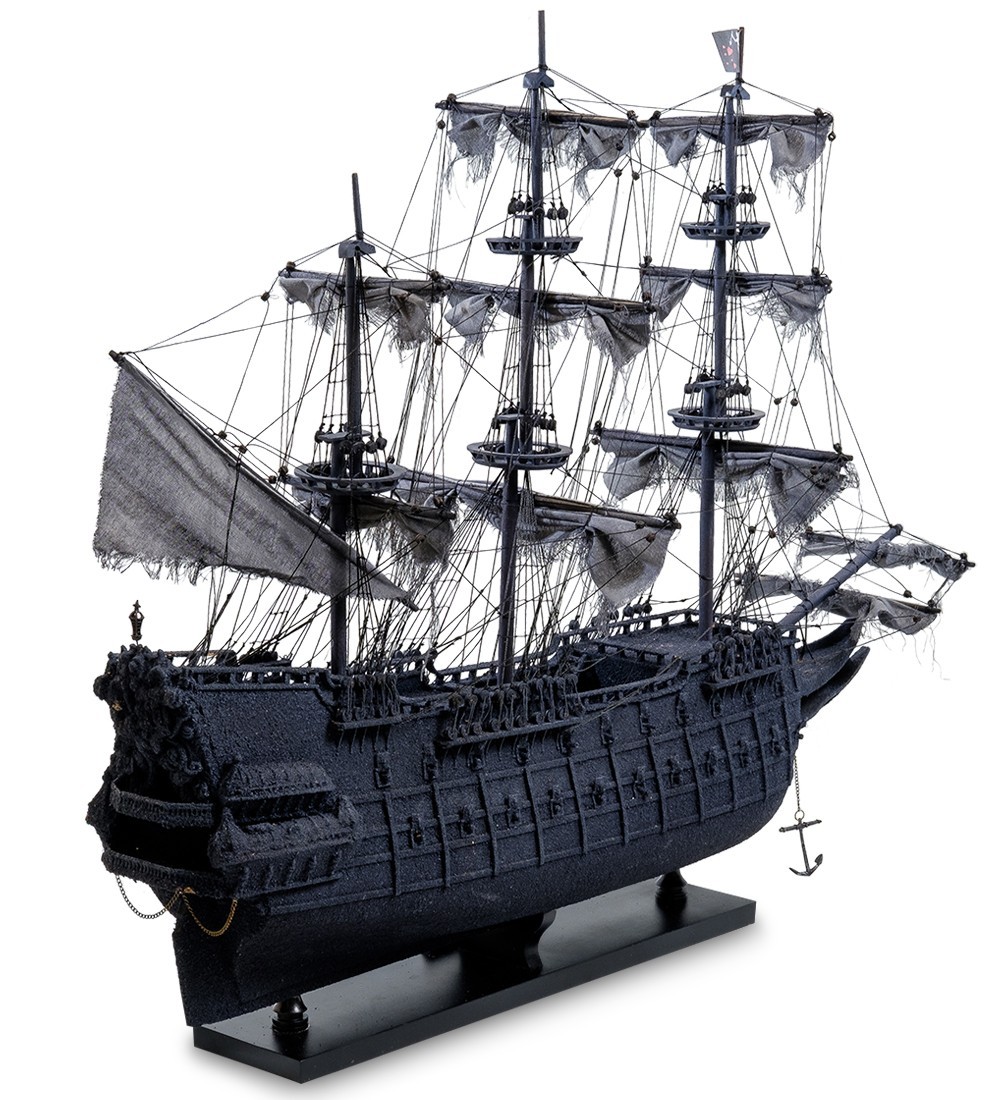Model of the sailing ship `` The Flying Dutchman ''