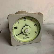 Indicating device of the tachometer M1600 0-3 x100 rpm